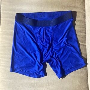 New M Blue UnderArmour Underwear
